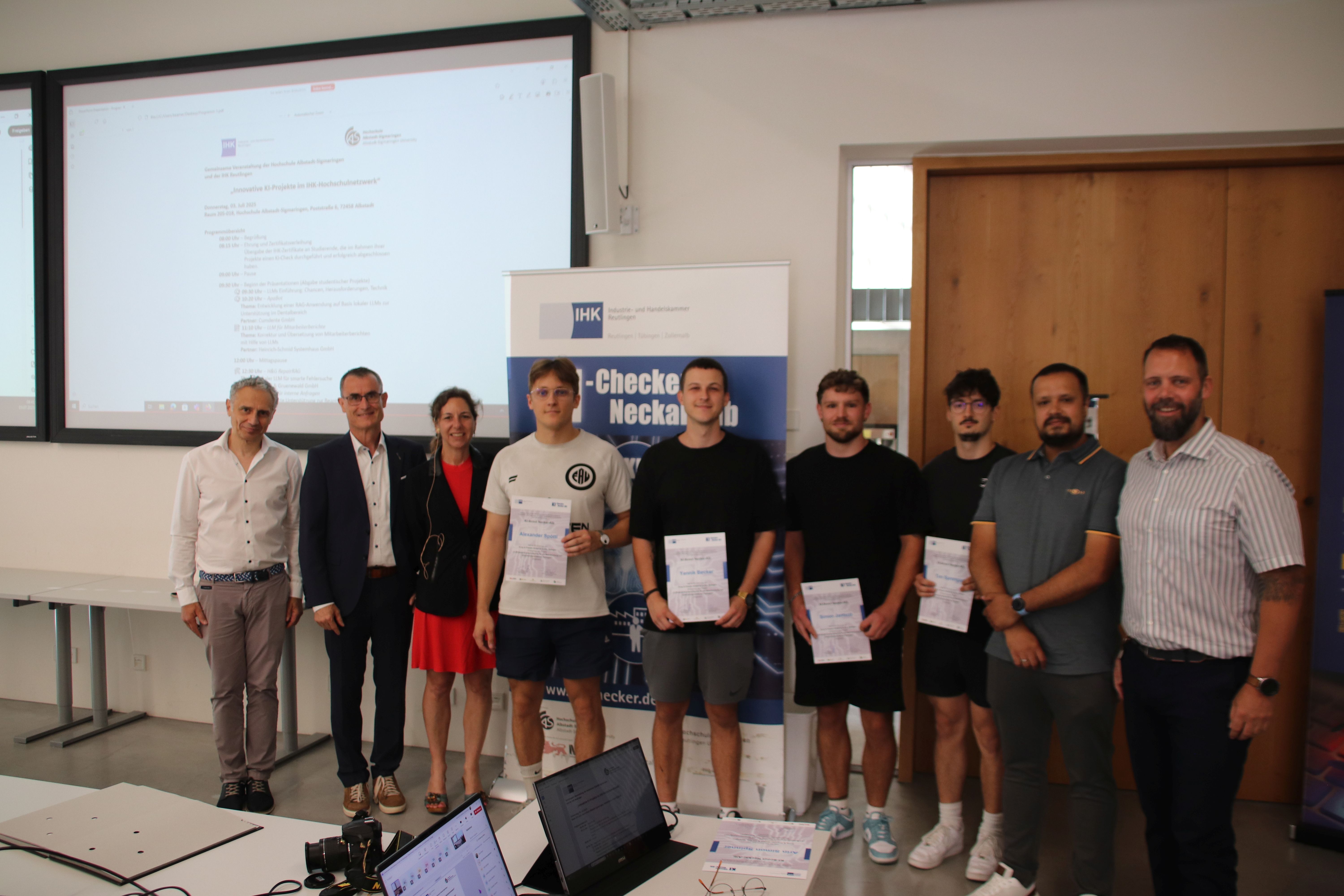 nicht abgebildet: Arin Simon Spinner (KI-Scout)